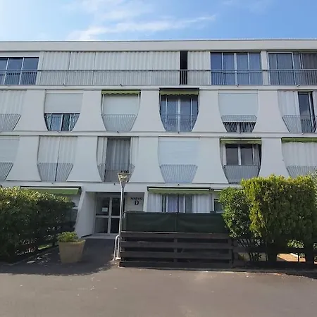 Apartment Nouveau Dans Au Calme Proche Du Centre!