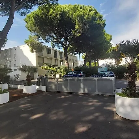 Appartement Nouveau Dans Au Calme Proche Du Centre! *